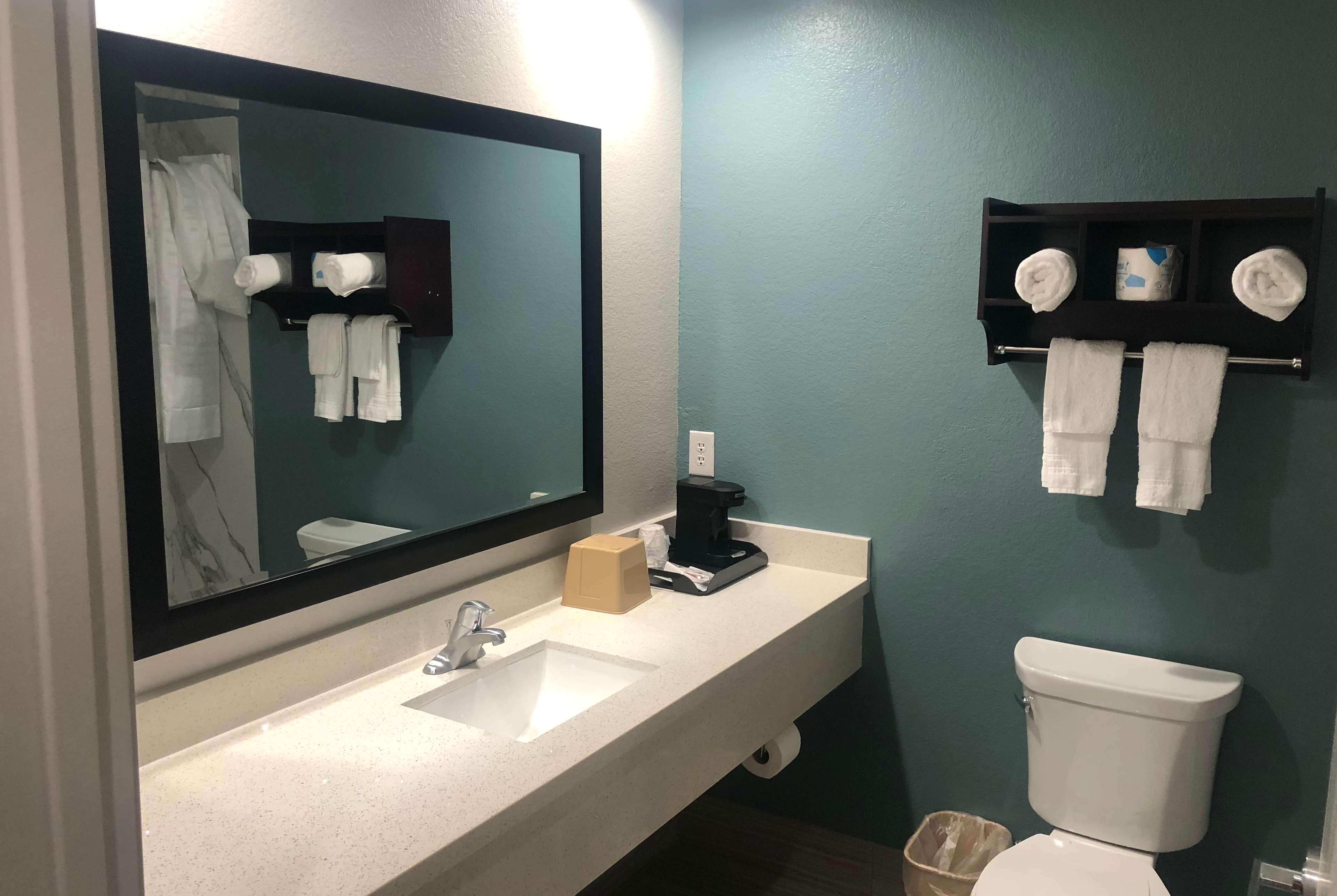 Hotel Blue Spring Ngoại thất bức ảnh